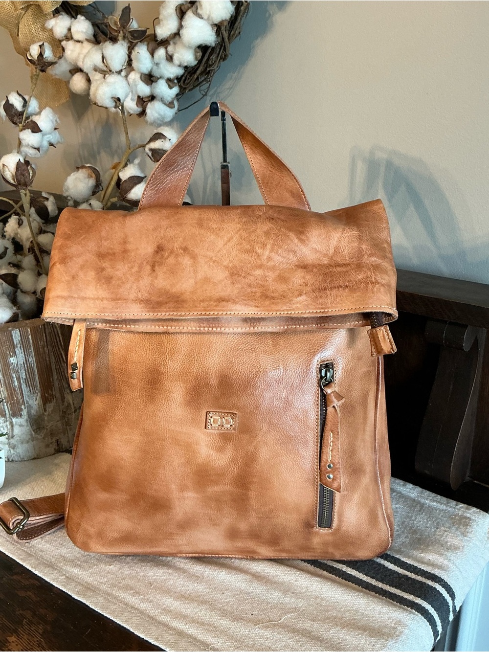 NWOT Bed Stu Leather Howie Flapover Leather Backpack Tan Rustic Retail $365